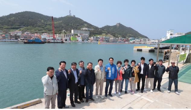 더불어민주당 오영훈 도지사 후보가 2일 추자도를 방문했다.(사진=오영훈 예비후보 제공)