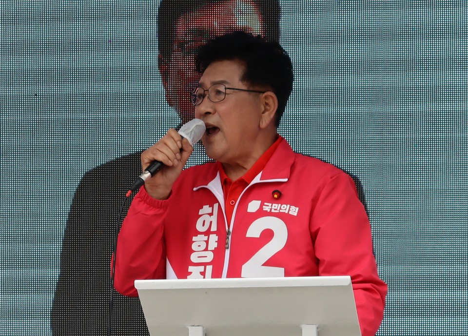 허향진 후보는 자신은 빚진 게 없는 혁신 후보라며 지지를 당부했다.(사진=이화정 인턴기자)