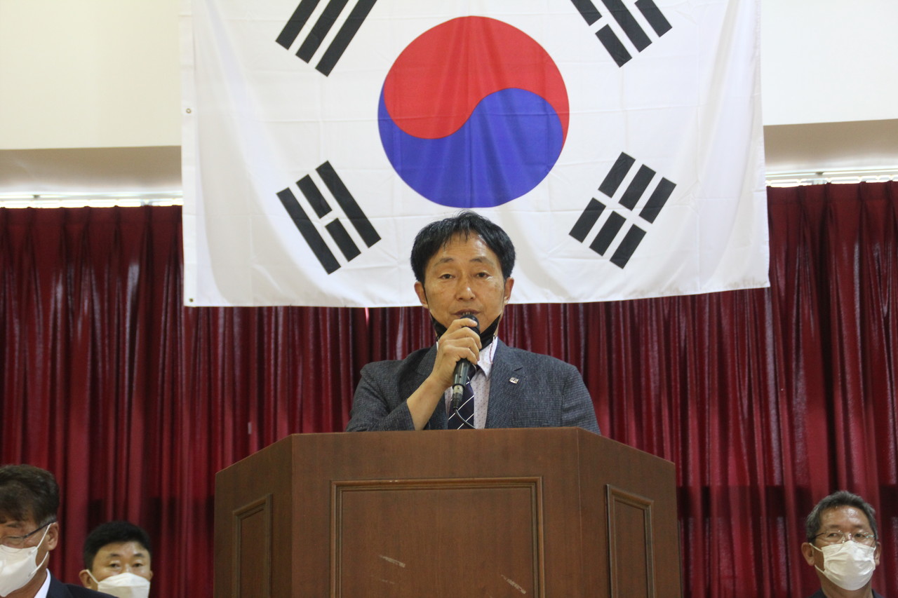 대회사 하는 현성홍 서귀포시태권도 협회 회장(사진=강문혁 기자)