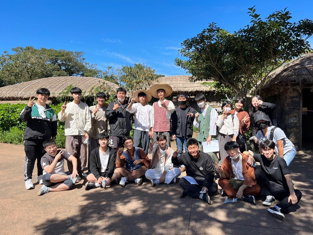 촬영 현장에서 단체컷 (사진 제공=서귀포고)