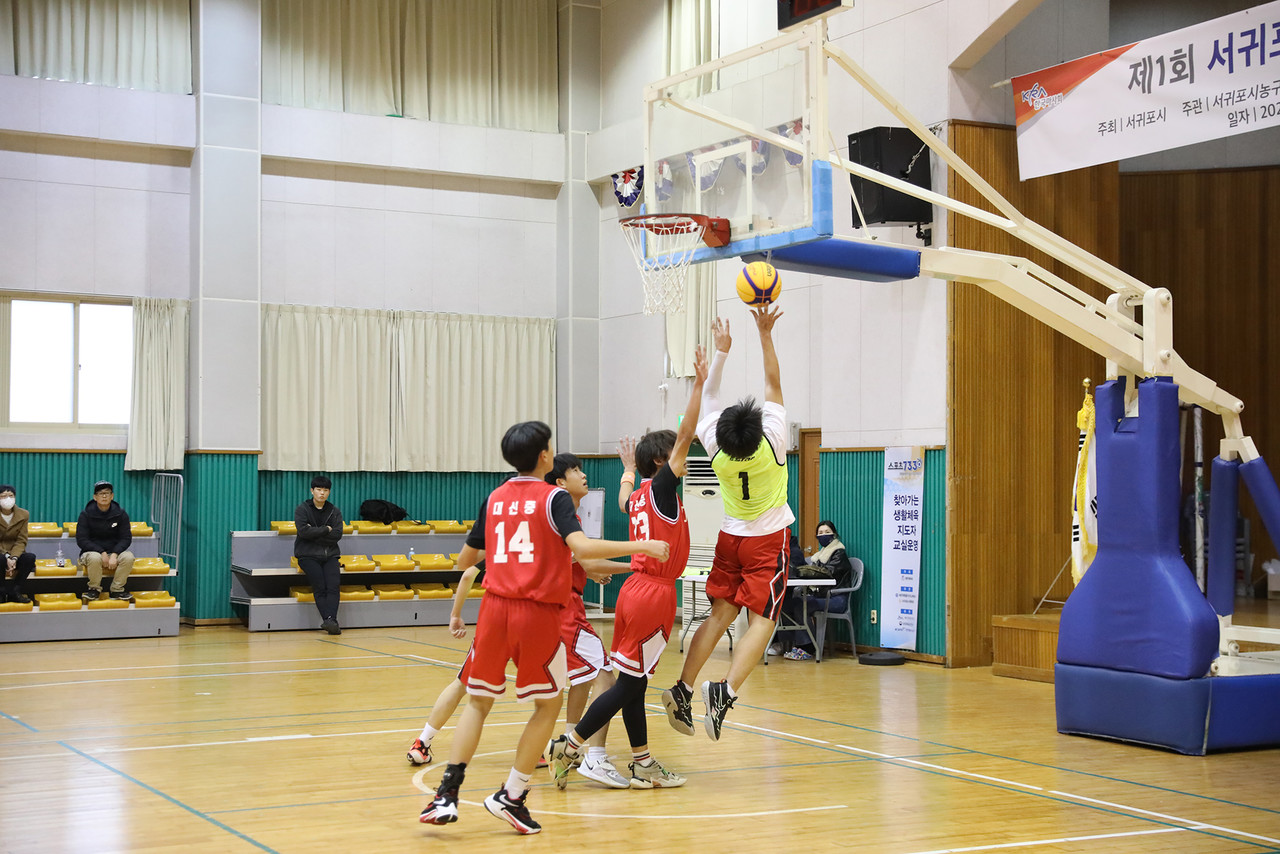 중등부 대신중과 남원중 경기중(사진=강문혁 기자)