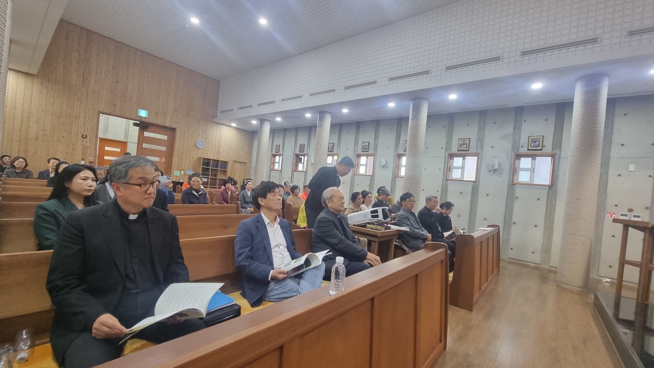 에밀 타케의 정원 조성을 시민포럼이 지난 30일 면형의집 성당에서 진행됐다.