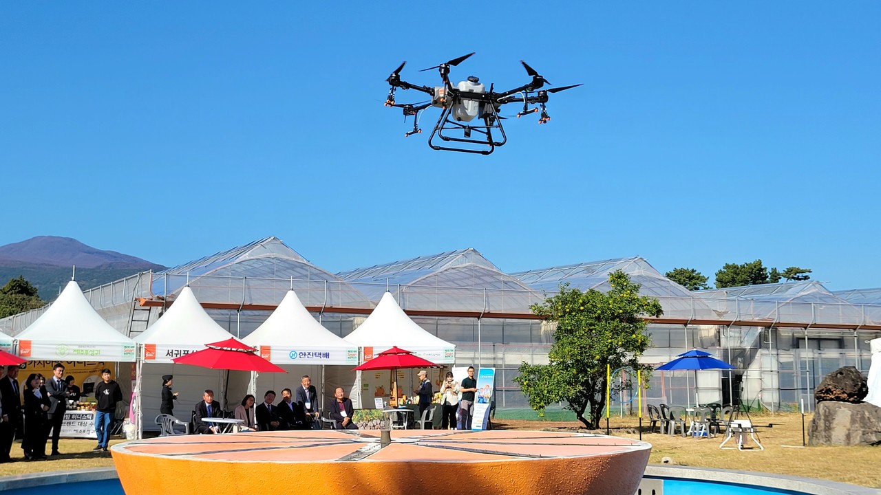 국제Smart 농업 엑스포에서 서귀포산업과학고등학교 학생들의 드론 시연이 펼쳐졌다.