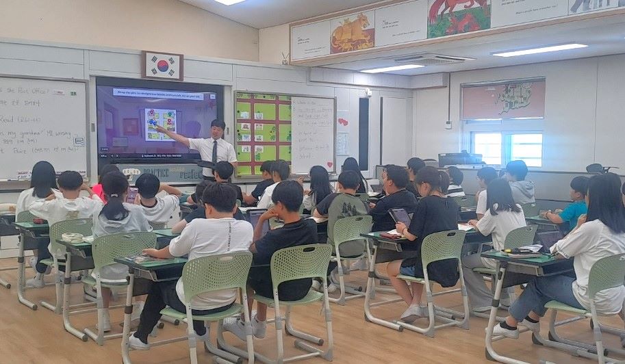 지난 28일 서귀북초에서 진행된 베스트영어교사 수업 나눔 현장 