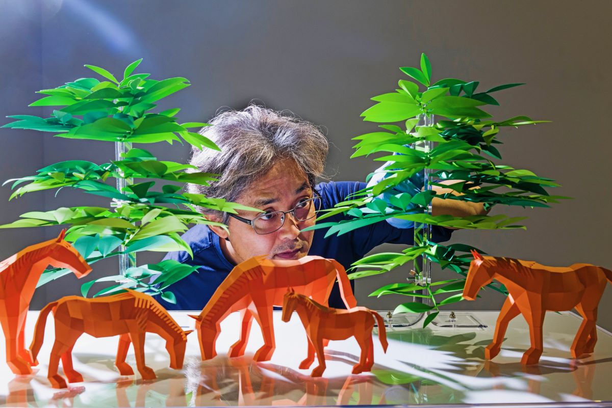 작가 어신의 개인전 ‘정연한 순간/Perception‘