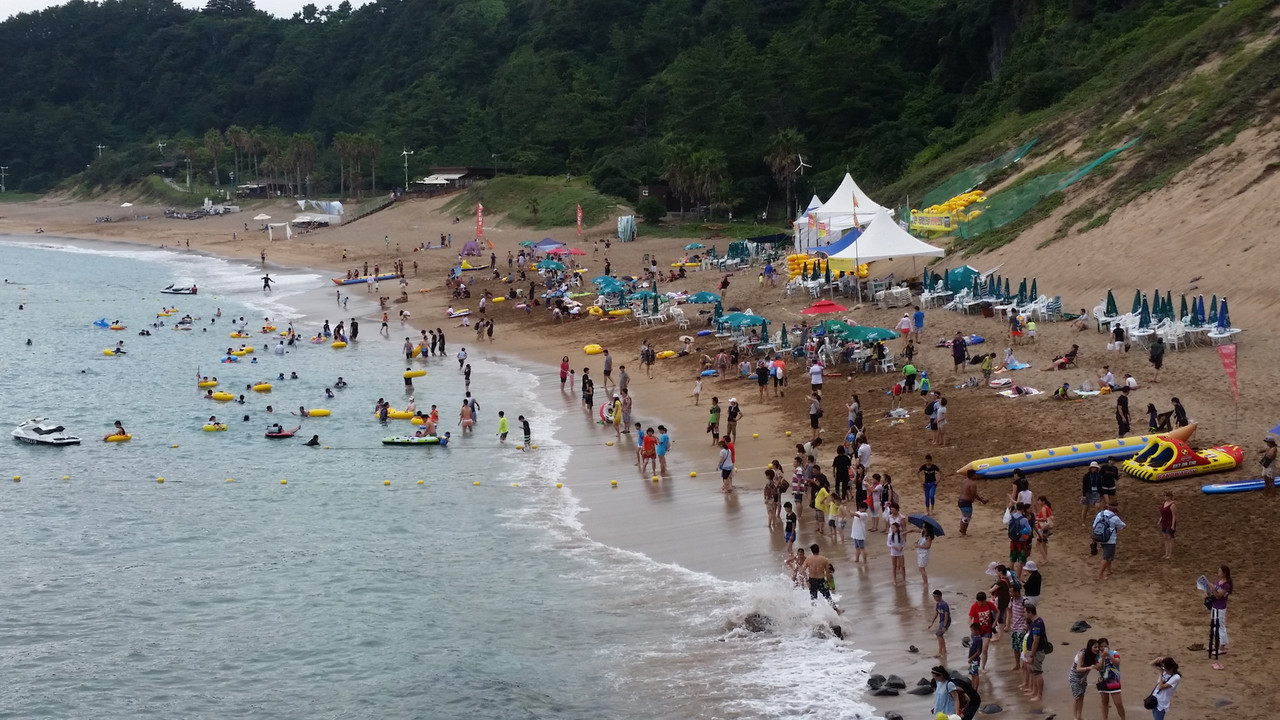 중문색달 해수욕장 전경