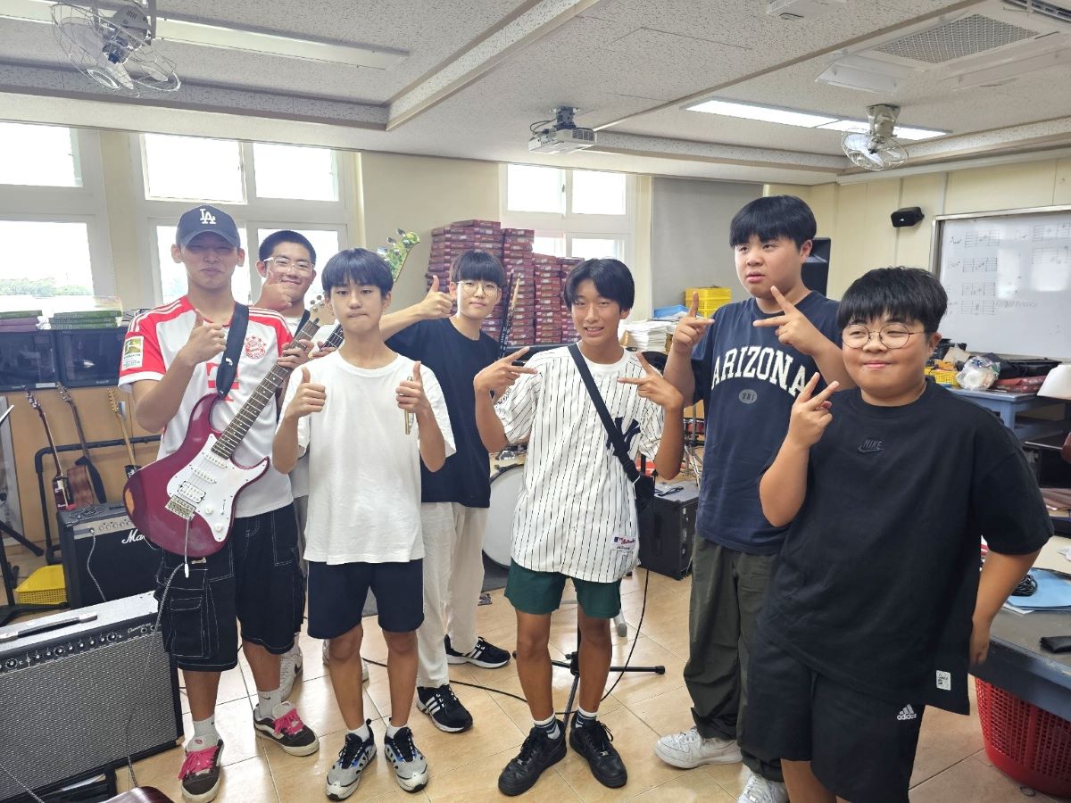 서귀포중학교를 다니는 이동현 학생은 홈스테이 짝꿍인 